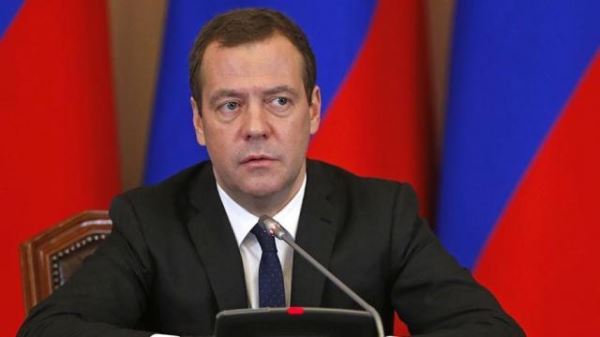 Медведев выразил соболезнования родным генерала Гареева